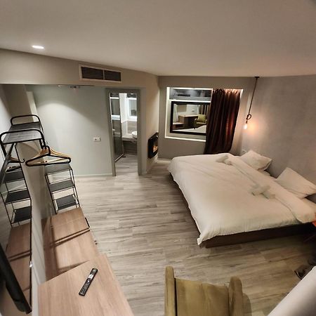 B21Residence Афины Экстерьер фото